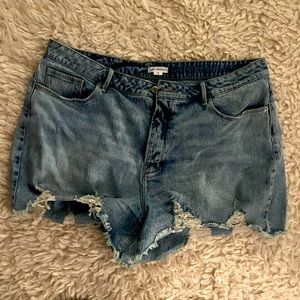 Good American Jean shorts